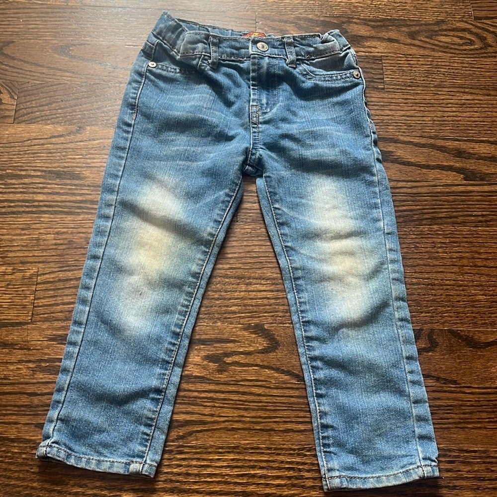 Boys’ 3T Seven jeans